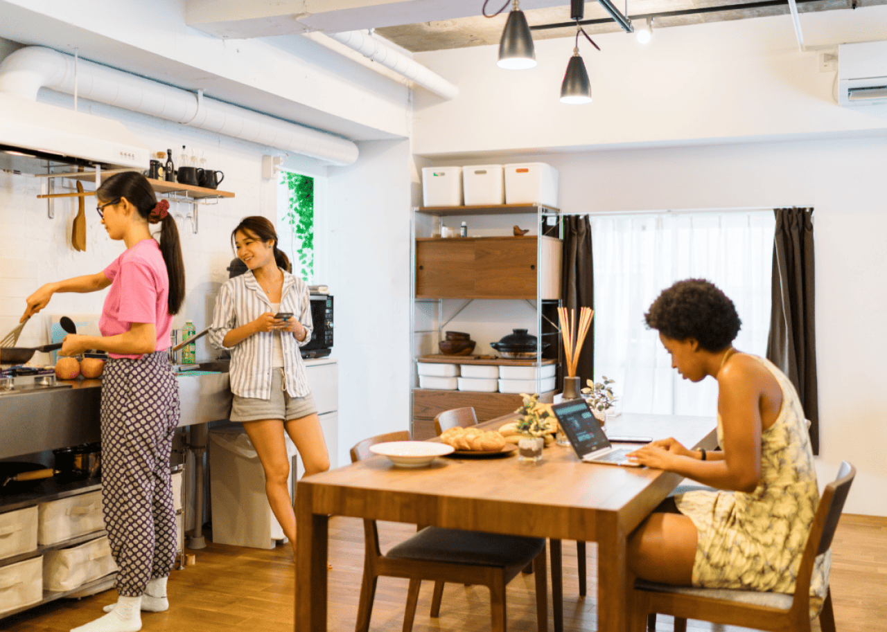10 U.S. cities where living with a roommate can save you more than $700 a month